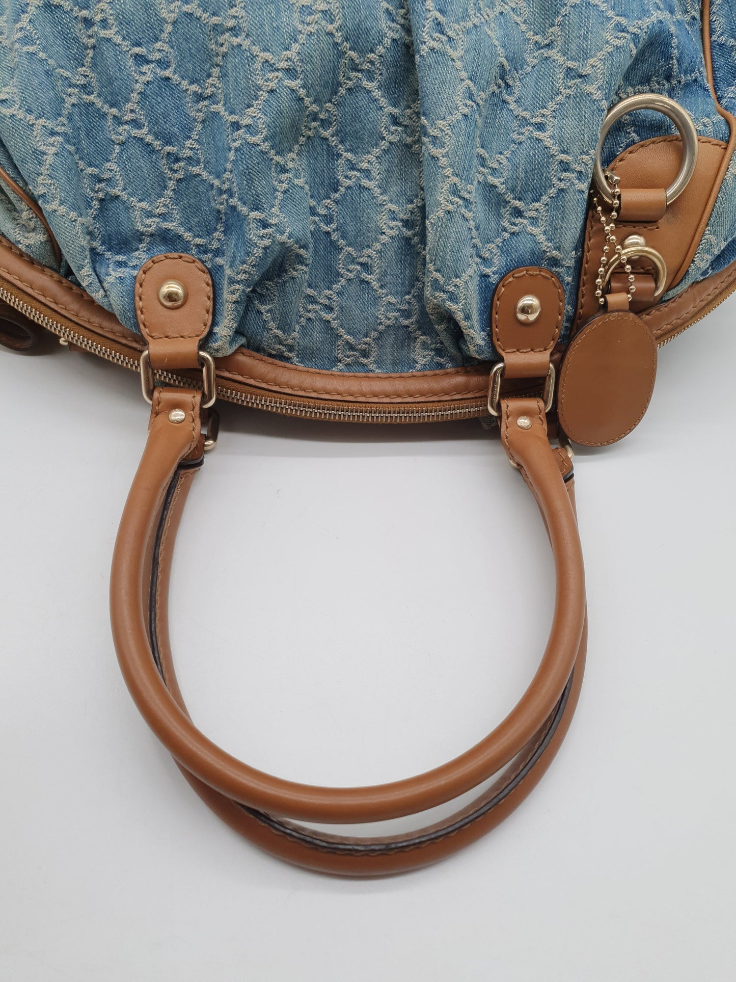 Gucci sukey denim shoulder bag