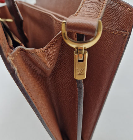 Louis vuitton crossbody bag