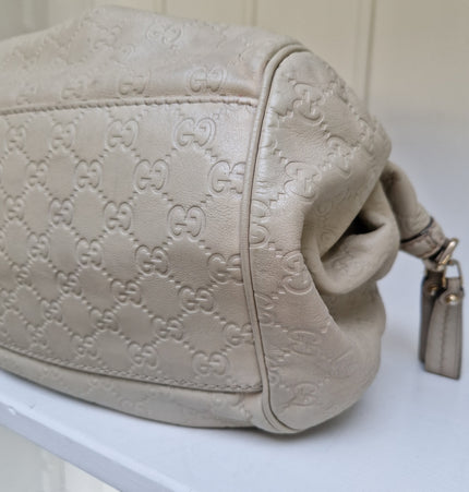 Gucci sukey leather handbag