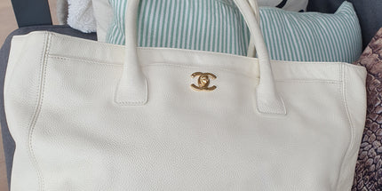 Chanel executive tote
