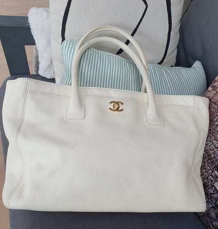 Chanel executive tote