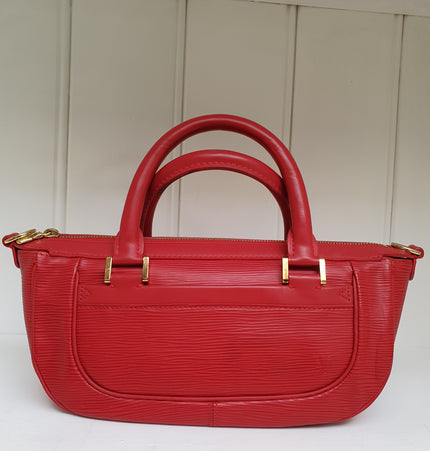 Louis vuitton epi leather