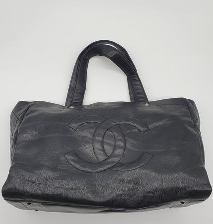 Chanel leather black shoulder bag