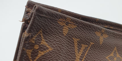 Louis vuitton pochette toiletries