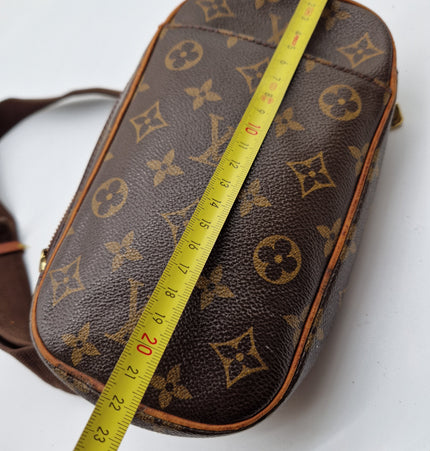 Louis vuitton crossbody bag