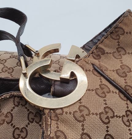 Gucci GG shoulder bag