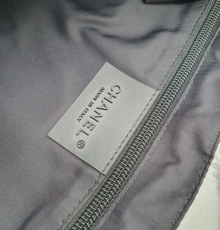 Chanel Satin Crossbody-Tasche Sportline