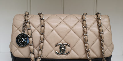 Chanel timeless classique crossbody bag