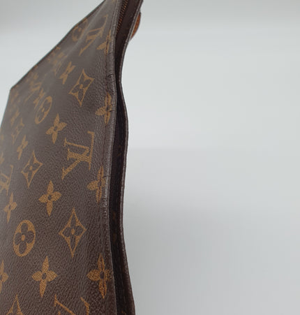 Louis vuitton pochette toiletries