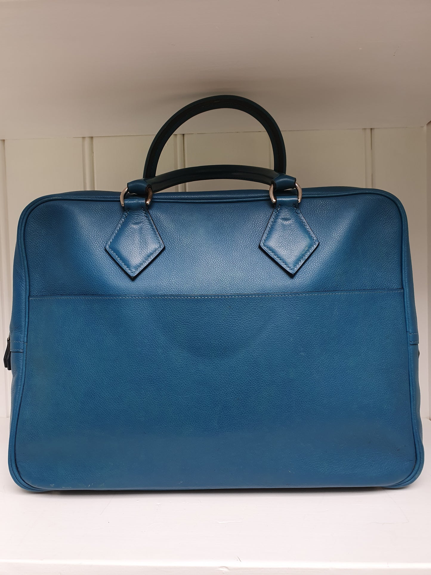 HERMES plume leather handbag