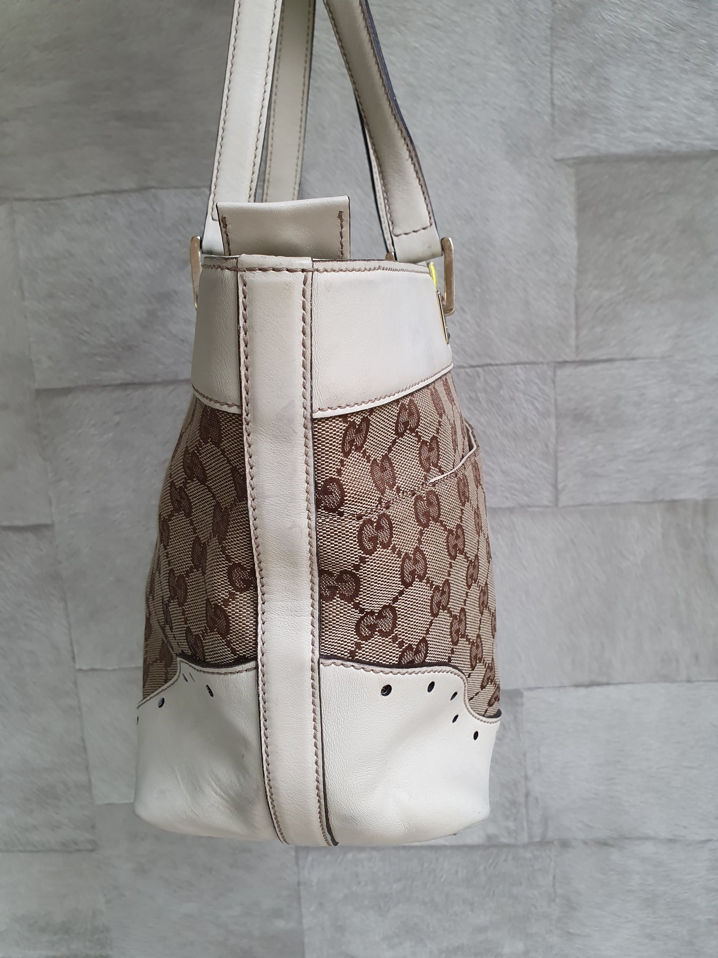 Gucci horse bit shoulder bag