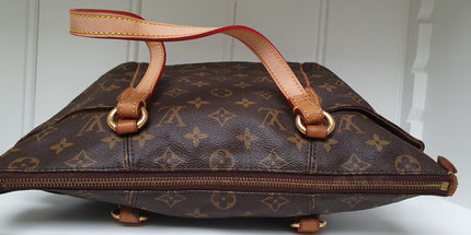 Louis vuitton totally handbag