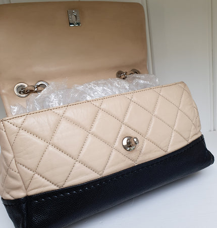 Chanel timeless classique crossbody bag