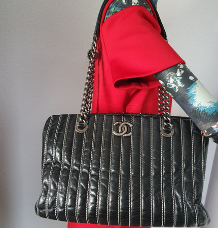 Chanel shoulder bag