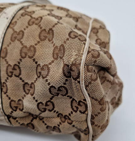 Gucci shoulder bag