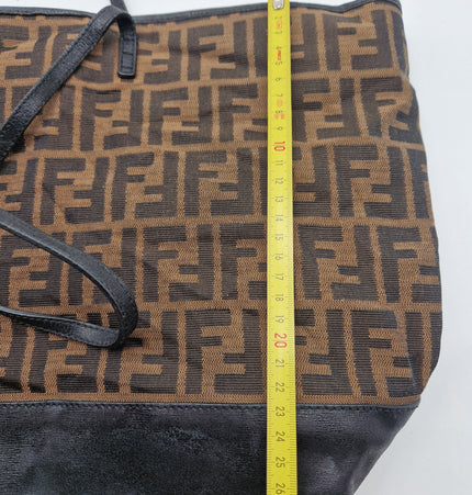 Sac bandoulière en tissu Fendi