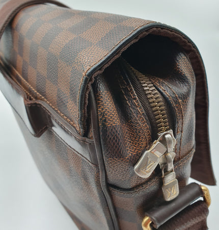 Louis Vuitton Damier Ebene shelton messenger bag