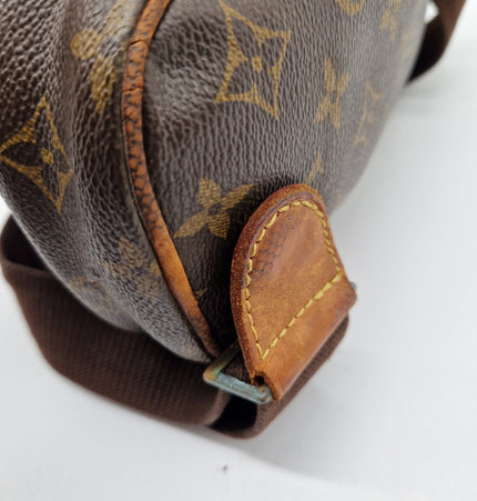 Louis vuitton crossbody bag