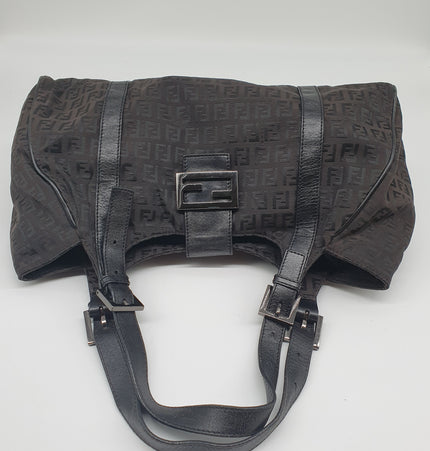 Fendi mamma baguette shoulder bag