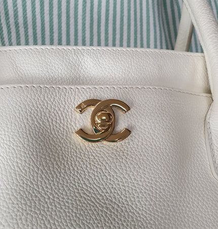 Chanel executive tote