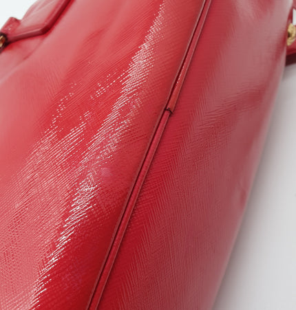 Prada galleria top handle crossbody bag