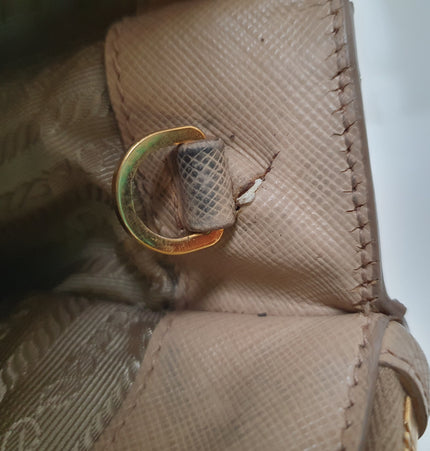 Sac à main Prada en cuir saffiano