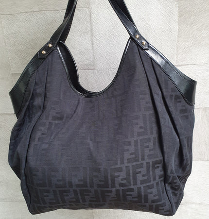 Sac bandoulière Fendi grand format