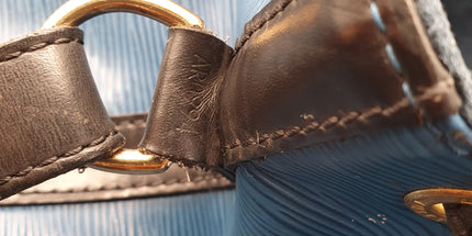 Louis vuitton Neo epi shoulder bag