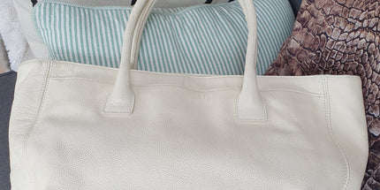 Chanel executive tote
