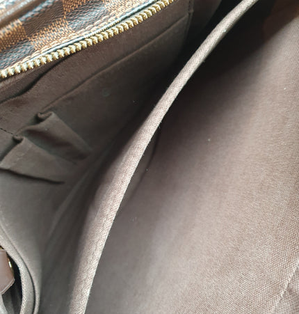 Louis Vuitton Damier Ebene shelton messenger bag