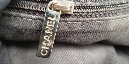 Chanel crossbody leather bag