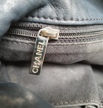 Chanel crossbody leather bag