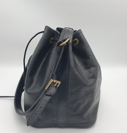 Louis Vuitton neo bucket bag