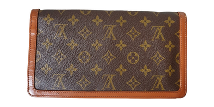 Louis vuitton vintage clutch bag