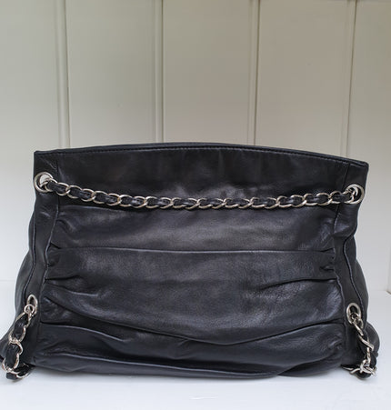 Chanel chain crossbody bag