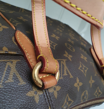 LV totally Laptop bag