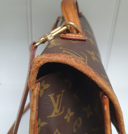 Louis vuitton bel air shoulder bag