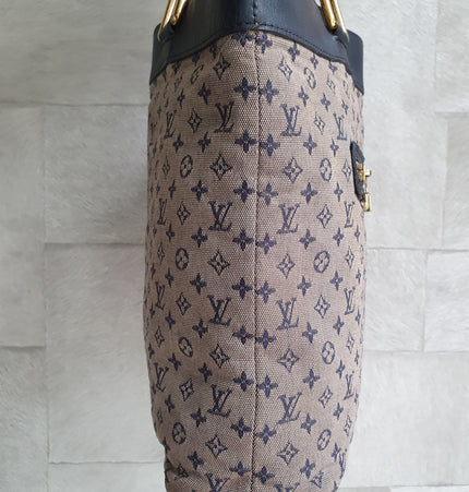 Louis Vuitton Lucille Schultertasche
