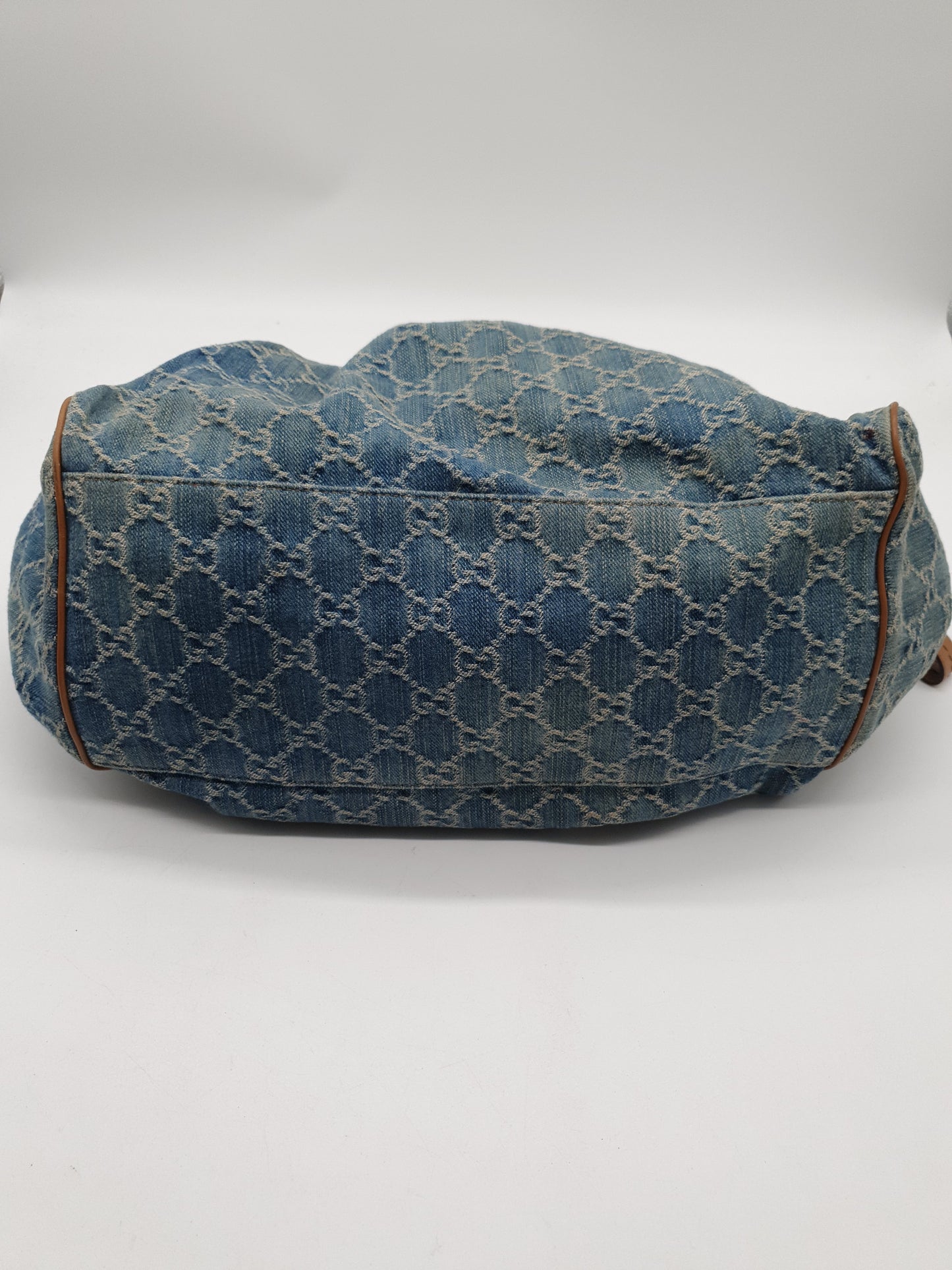 Gucci sukey denim shoulder bag