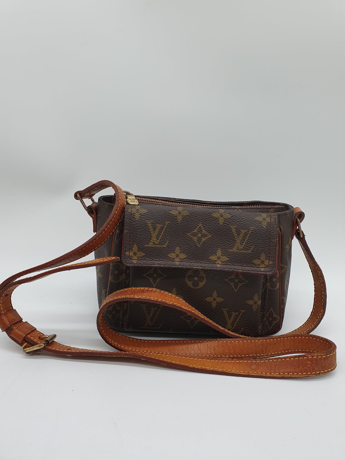 Louis vuitton viva cite Crossbody bag