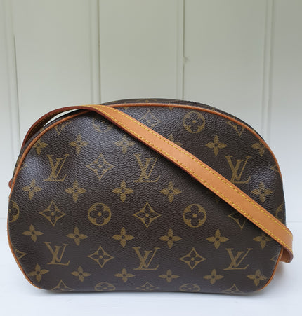 Louis vuitton blois crossbody bag