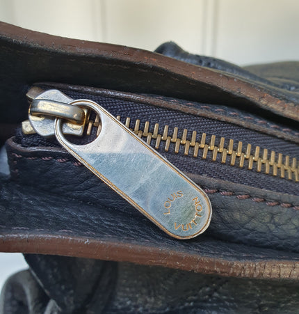 Louis vuitton mahina shoulder bag