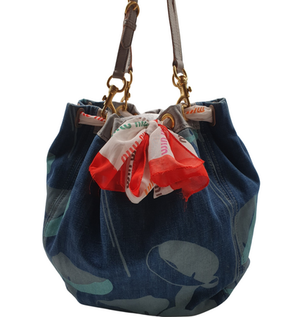 Sac cabas bandoulière en denim rare Miu Miu,