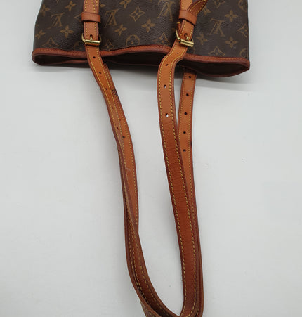 Louis vintage bucket shoulder bag