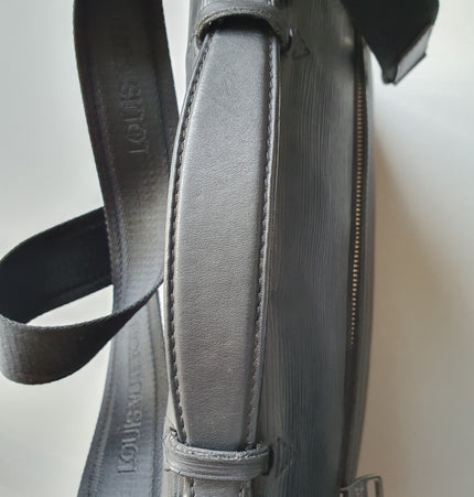 Louis vuitton porte document laptop bag