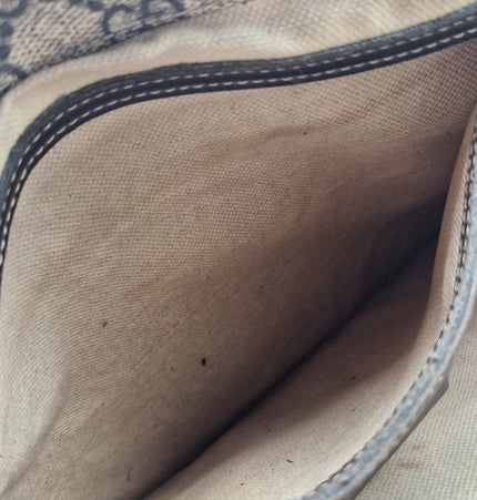 Gucci gg monogram messenger bag