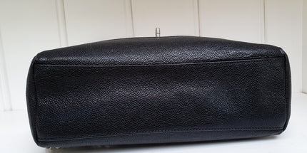 Chanel timeless classique crossbody bag