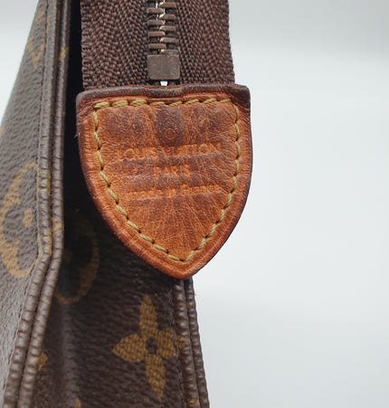 Louis vuitton pochette toiletries