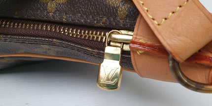 Louis vuitton boulogne crossbody/shoulder bag