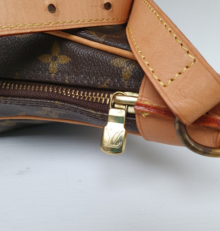 Louis vuitton boulogne crossbody/shoulder bag